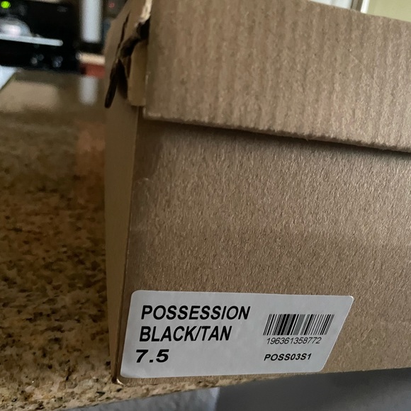 NEW Steve Madden Black/Tan Possession Sneaker 7.5 - Picture 6 of 6